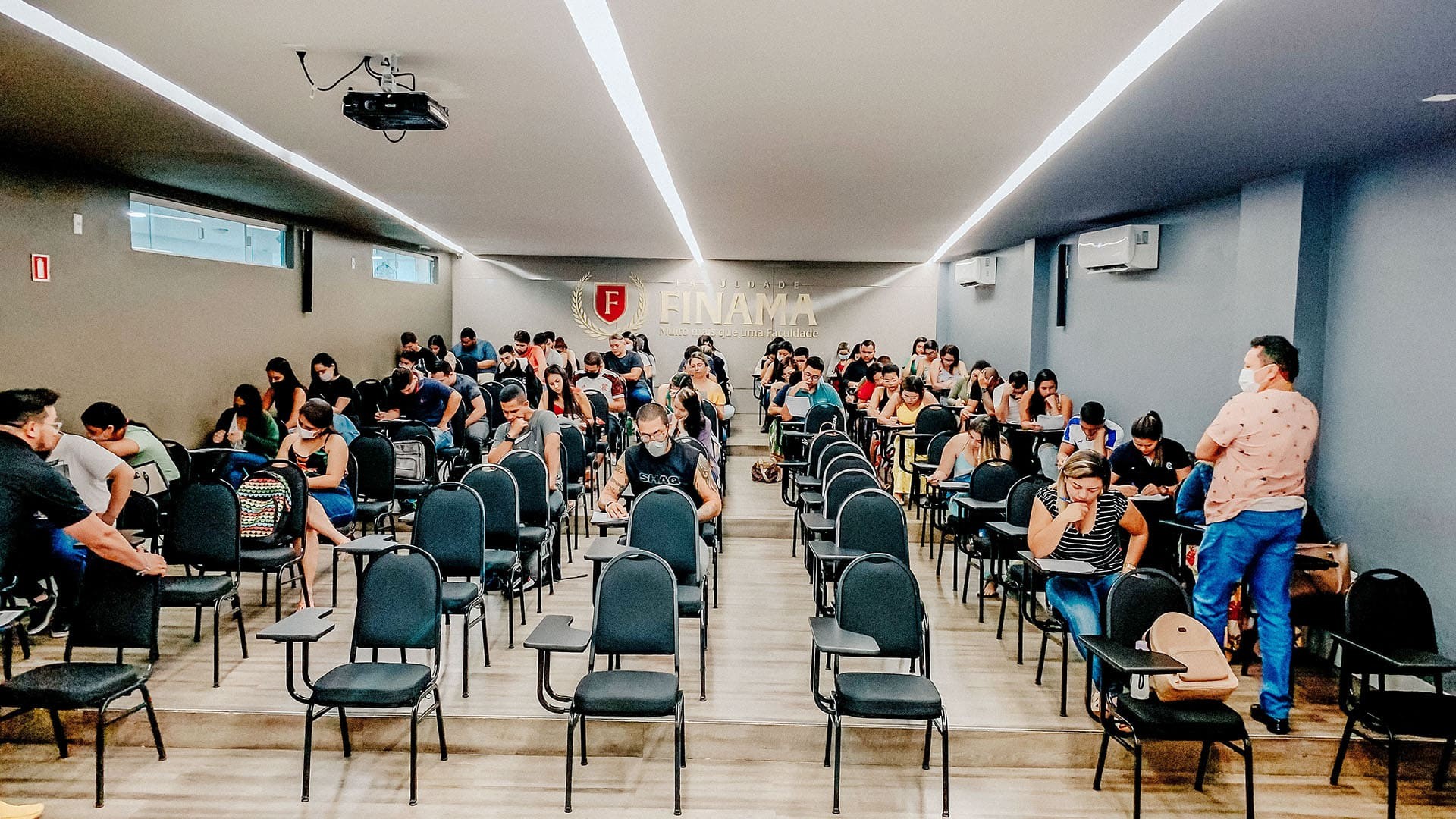 Institucional - Faculdade Finama