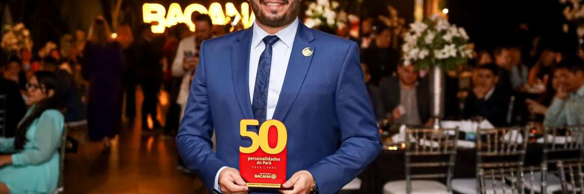 Diretor Geral das Faculdades FINAMA recebe prêmio de  Diretor Geral das Faculdades FINAMA recebe prêmio de